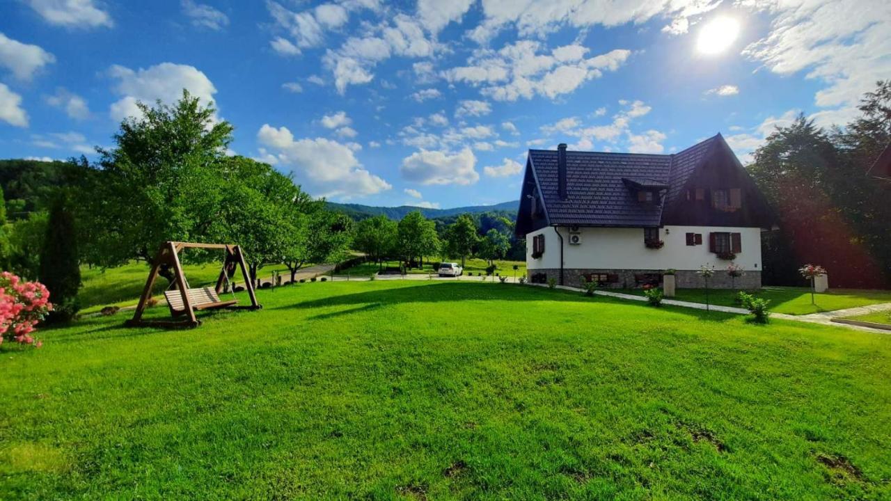 فندق بنسيون بريزا Plitvička Jezera المظهر الخارجي الصورة